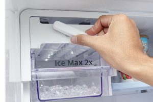 Hướng dẫn sử dụng chức năng làm đá tự động tủ lạnh Sharp